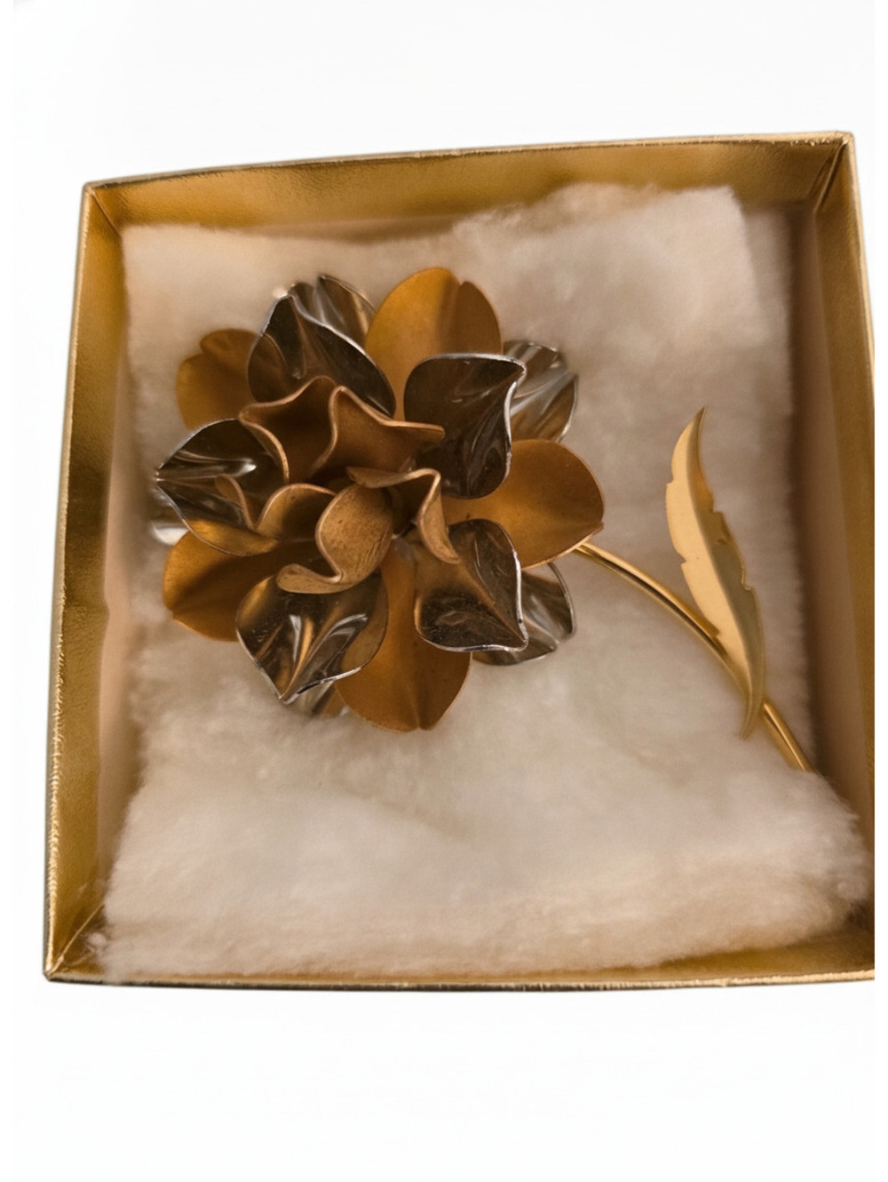 Vintage Two-Tone Metal Flower Brooch Pin